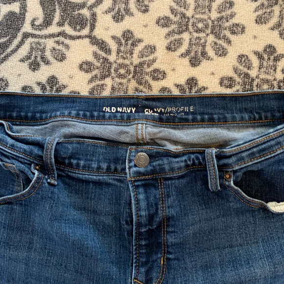 Old Navy Curvy Mid-rise size 8 - Picture 3 of 5